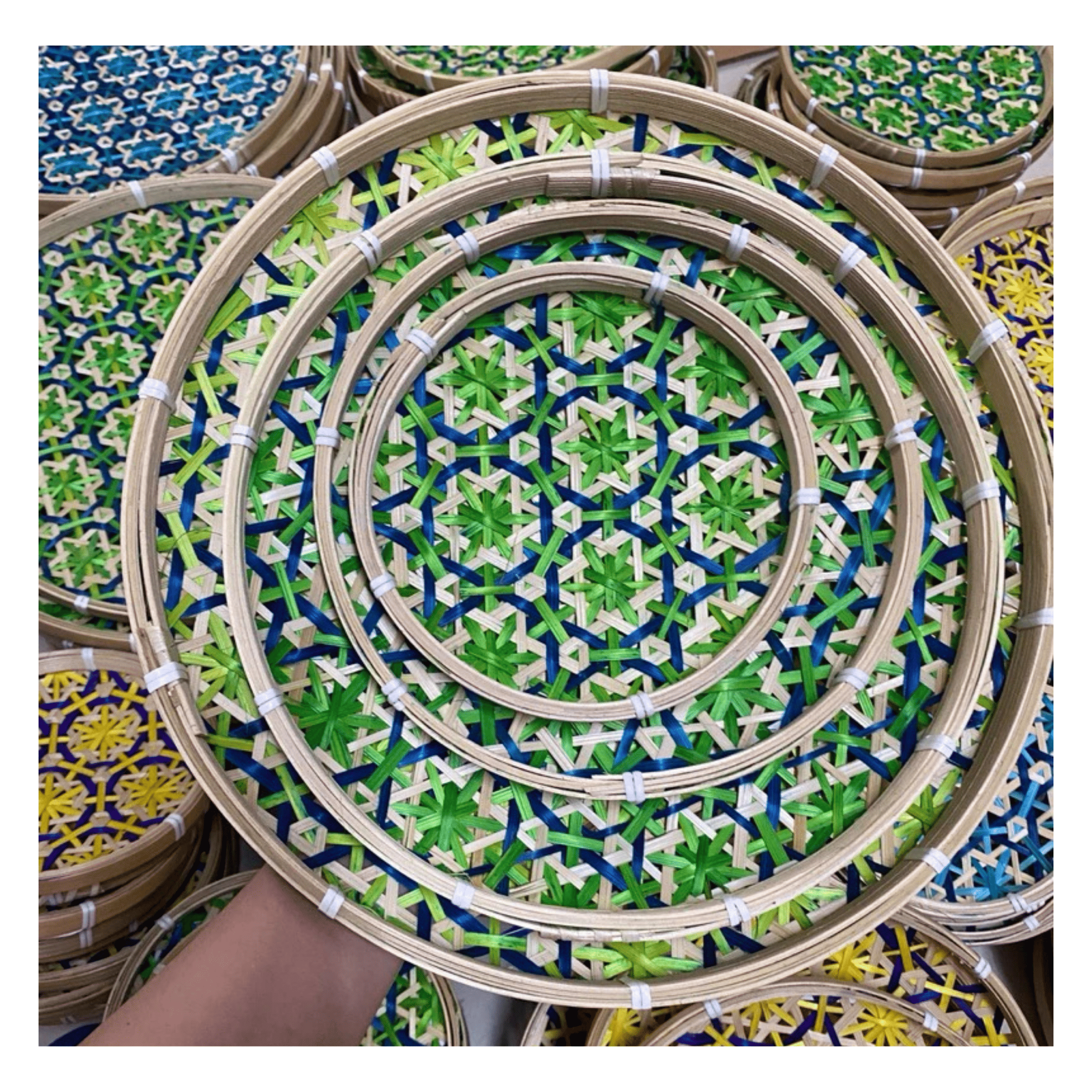 สีเขียว