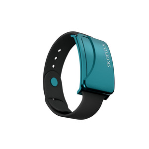 Pulsera Inteligente con Rastreador GPS SKOEGLE para Niños y Adultos Mayores, Botón SOS, Batería Recargable, Rastreo en Tiempo Real, Navegación GPS - Product Image 1