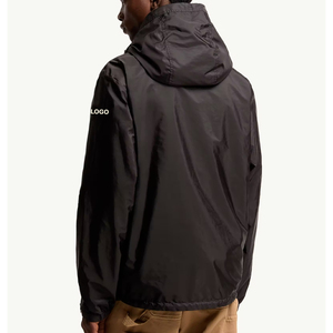 Chaqueta cortavientos ligera con capucha para hombre, de marca privada, repelente al agua, de nailon, informal, para exteriores, a prueba de viento, personalizada y a la moda. - Product Image 2