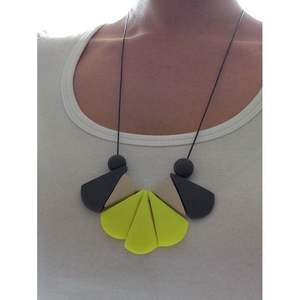 สร้อยคอเรซิ่นและไม้สุดหรูสำหรับงานเฉลิมฉลอง - Product Image 6