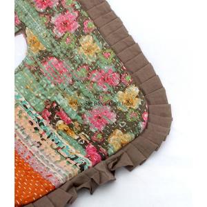 Offres incroyables sur des sacs de luxe pour femmes, sacs messager en coton kantha faits à la main avec fermeture magnétique, fabriqués au Rajasthan. - Product Image 5