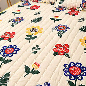 100% Polyester Quilted Floral Printed <b>Bed</b> <b>Sheet</b> <b>Queen</b> King Size Washable Breathable Mattress Protector Wholesale - Product Image 3