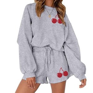 Conjunto de Sudadera con Capucha y Pantalones Cortos con Estampado Floral Rosa para Mujer, Estilo Casual Holgado de Dos Piezas para Usar en Todas las Estaciones - Product Image 5