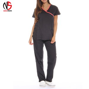 Ensemble d'uniformes médicaux tricotés pour infirmières, vente en gros OEM, les plus vendus, pour cliniques et uniformes de travail des médecins chez NURAK 2026 - Product Image 1
