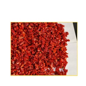 Paprika entier cru biologique de qualité supérieure, piments rouges séchés, haute teneur en capsaïcine, cueillis à la main, frais de la ferme, épices séchées au soleil - Product Image 4