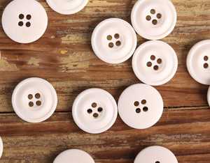 High Quality Custom Round 4-Hole Buffalo Horn Animal Style Durable <b>Handmade</b> Sewing Buttons for <b>Clothes</b> Shirt Suit buffalo bone - Product Image 1