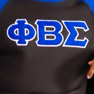 Sudadera de Fraternidad Phi Beta Sigma Azul y Negra con Letras Griegas, Cuello Redondo, Chenilla, Corte Clásico, Premium para Hombre - Product Image 5