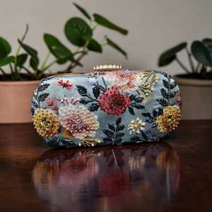 Bolso de Mano Casual de Moda con Bordado de Media Luna Estampada Hecho a Mano para Mujer, Cartera de Noche de Diseñador para Novia/Boda - Product Image 4