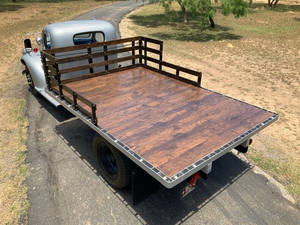 Camioneta Usada Modelo Antiguo 1946 CC303 con Motor 228 I6 en Venta, Lista para Enviar Hoy - Product Image 2