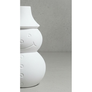 Charming White Metal Snowman Flower Vase Featuring A Stacked Body Design, Smiling Face And <b>Hat</b> Top For Modern Home Decoration - Product Image 6