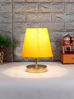 Lampe de table en tissu doré avec support d'abat-jour et base en métal, lampe de bureau pour la décoration de la maison ou un anniversaire