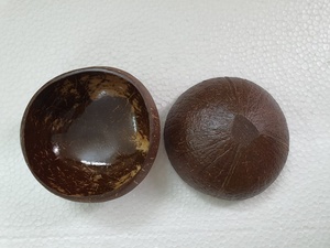 Prix de gros – Vaisselle écologique de haute qualité, très demandée : Ensembles de bols en noix de coco naturelle polie et couverts, fabriqués au Vietnam - Product Image 4
