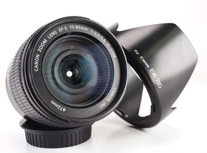COMPRA 2 Y LLÉVATE 1 GRATIS: Lente Zoom EF-S 15-85mm F/3.5 IS USM, 17 Elementos en 12 Grupos, Ampliación Máxima de 0.21x, Filtro de 72mm, Silicona - Product Image 3