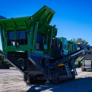 Trituradora de Mandíbulas McCloskey J45 de Alta Eficiencia con Motor AC, Capacidad Máxima de 700t/h, Garantía de 5+ Años - Product Image 1