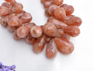 Collar de cuentas facetadas de piedra del sol natural de 7 pulgadas, cuentas facetadas de piedra del sol natural en forma de lágrima para la elaboración de joyería fina. - Product Image 5