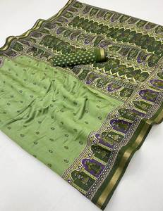 ผ้าซารีพิมพ์ลายปาโตลา วิสโคสแท้ พร้อมพัลลูสีสันสดใสและขอบผ้าปักดิ้นทอง ดีไซน์แบบดั้งเดิมสำหรับชุดพื้นเมือง พร้อมผ้าคลุมไหล่สีตัดกัน - Product Image 5