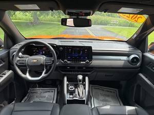 Chevrolet Colorado LT 4x4 Usada, Año 2025 - Product Image 4