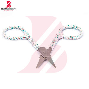 Tijeras para Cutículas con Diseño Personalizado, Tijeras de Manicura Profesionales de Acero Inoxidable con Mango Decorativo - Product Image 3