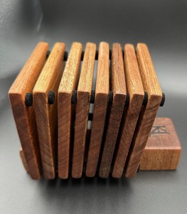 Posavasos de Madera Hechos a Mano (Juego de 4, 6 o 8) - Product Image 1