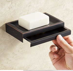 Porte-savon mural minimaliste en finition or poli avec un design rectangulaire élégant. Disponible aux prix de gros. - Product Image 4