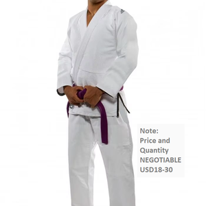 Uniformes de Artes Marciales de Alta Calidad, 4560 g/m², 100% Algodón Transpirable, Uniformes de Karate, Kimonos Unisex para Adultos, Pakistán - Product Image 1
