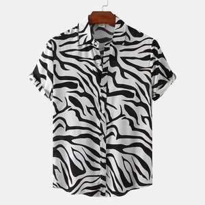 Chemise hawaïenne pour homme à imprimé tropical, douce et légère, idéale pour les vacances et les fêtes à la plage - Product Image 1