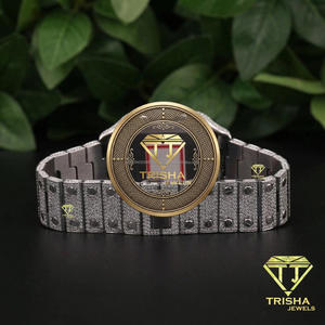 Reloj de Pulsera para Hombre, Personalizado a Mano, Cronógrafo, Esfera Verde con Incrustaciones de Diamantes Moissanite VVS, Mecánico, Totalmente Personalizable - Product Image 3
