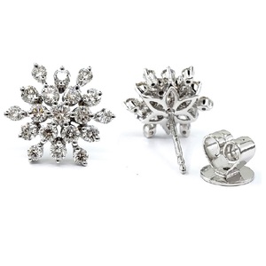 Hongkong ต่างหูเม็ดกลมรูปดอกไม้ประดับเพชรแท้สีทองขาวแท้18K คุณภาพสูงขายส่ง - Product Image 1