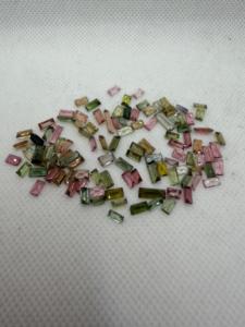 Lot de tourmalines naturelles multicolores taille baguette 6x3-4x2mm 32,50 carats, provenance Mines Africaines, pour la création de bijoux sur mesure, extraies de la Terre, Zehra - Product Image 4