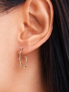 Modernos Pendientes Colgantes de Oro de 18K con Micro Pavé, Joyería de Aniversario de Lujo en Plata de Ley Chapada en Oro - Product Image 5