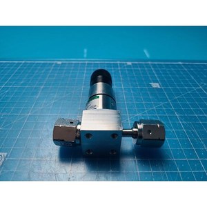 Manómetro Compacto CKD PGM-H-30-4R Usado Como Está, Piezas de Equipos Legacy Semiconductor - Product Image 3