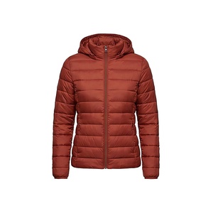 Women's Hooded Quilted Jacket Solid Color Full Sleeve Polyester Winter Coat with Zipper Closure - Product Image 1