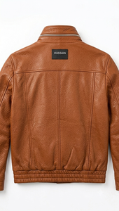 Chaqueta de hombre estilo baggy de cuero de cordero color coñac claro con cierre de cremallera, estilo oversize, para uso urbano. - Product Image 1