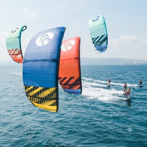 Cabrinha FX2 12m Blue Ocean Surfing Kite pour le kitesurf, sport nautique - Product Image 5