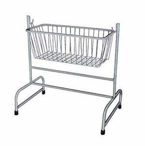 Cuna para Bebés de Hospital, Equipo Médico Metálico de Alta Tecnología Clase I, Hecho en India, Sin Garantía - Product Image 2