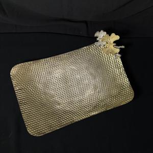 Bandeja de Servicio con Diseño de Mariposa Martillada, para Hotel, Restaurante y Fiestas, Bodas, Hecha a Mano, en Dorado y Plateado, de Doble Tono, de Lujo - Product Image 3