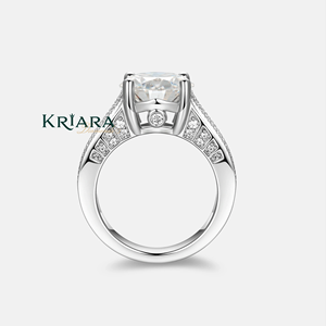 Anillo de Compromiso de Plata 925 con Diamante Cultivado en Laboratorio, Corte Brillante Redondo, Oro Blanco, con Diamantes Laterales, Estilo Clásico para Mujer - Product Image 2