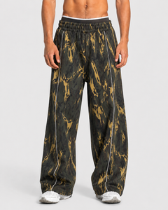 Ensemble de survêtement camouflage pour homme, coupe ample, avec détails contrastants, en molleton de coton premium, comprenant un sweat à capuche et un pantalon de survêtement à jambes larges, vente en gros - Product Image 4