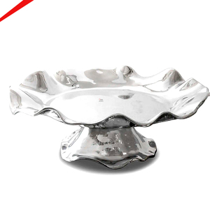 Nouveau support à gâteau de table en métal à 2 niveaux au design élégant pour la décoration de la maison et l'hôtellerie - Product Image 2