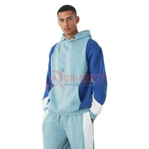 Fabricant de vêtements OEM Ensemble de survêtements légers de style streetwear à séchage rapide pour hommes en coton uni pour la saison hivernale à imprimé bouffant - Product Image 2