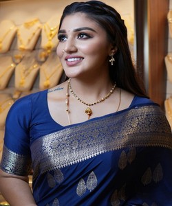 Blue Silk Saree Gold Zari Work Traditional Indian Wedding Party Wear Women Floor-Length Ethnic Outfit All Seasons High-quality - Product Image 5