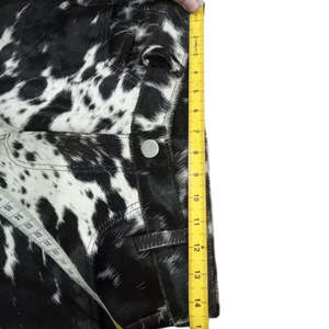 Pantalones de Cuero Vacuno para Hombre, de Alta Calidad, Estilo Urbano, con Botones y Detalles de Piel de Vaca - Product Image 3