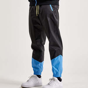 Ensemble de survêtement deux pièces en nylon et polyester pour homme, coupe-vent et isolant, idéal pour l'hiver - Product Image 2