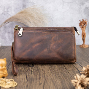 Bolso de mano de cuero de primera calidad con cierre seguro, múltiples ranuras para tarjetas, bolsillo para teléfono y correa desmontable para uso diario. - Product Image 3