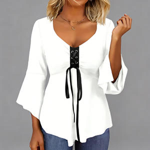 Oferta especial en Temu: Blusa informal para mujer con cuello en V, mangas acampanadas y cordones en la parte delantera, ideal para salidas informales y uso diario. - Product Image 5