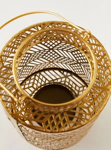 Portavelas de Cilindro de Aluminio Fundido Hechos a Mano, Decorativos y Festivos para Navidad, los Más Vendidos - Product Image 3