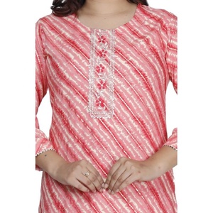 Kurta SHUBH EXIM para Mujer, Estilo Holgado, Bordado Leheriya, Rayón Vintage, para Uso Festivo, Disponible a Precio de Mayoreo - Product Image 4