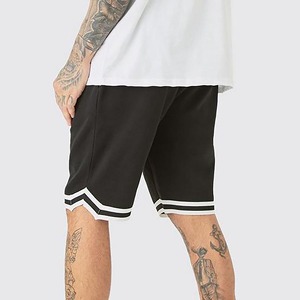 Shorts Bermuda Noirs pour Hommes avec Logo Personnalisé, Impression par Transfert Thermique, Séchage Rapide, Taille Élastique, Vêtements de Sport Casual - Product Image 2