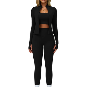 Vente directe d'usine, ensembles de yoga pour femmes, sur mesure, haute qualité, respirant, séchage rapide, léger, ensemble de yoga 3 pièces pour femmes - Product Image 1