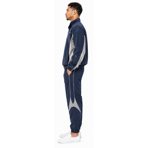 Survêtement en nylon imperméable pour homme, veste et pantalon légers de performance, production OEM/ODM personnalisée - Product Image 3